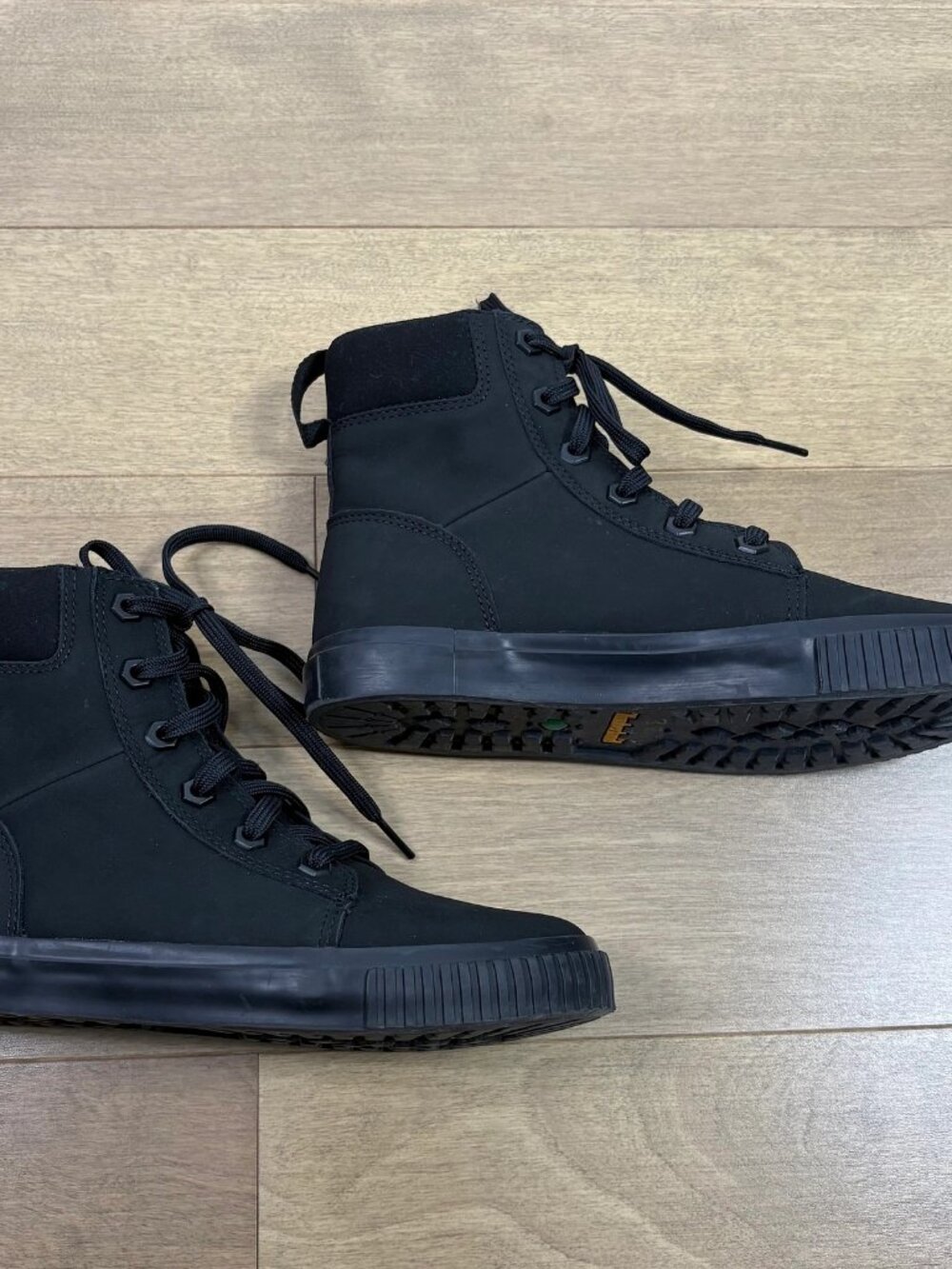 TIMBERLAND women's black boots size 5.5
